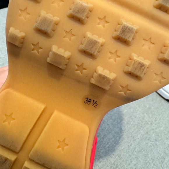 GUCCI women’s sneaker size 38 1/2 - Picture 3 of 3